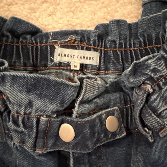 Almost Famous jeans - Picture 2 of 5